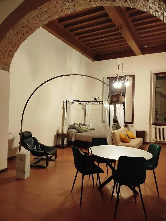 Homestay Lo Studio Nel Borgo Florence Italy